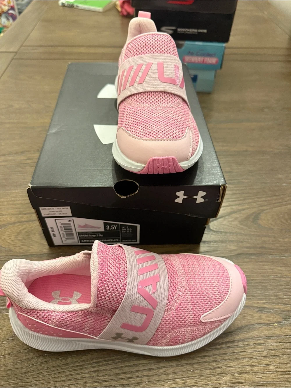 Under Armour Pink Slip-On Girls 3.5Y NIB  Athletic Sneakers